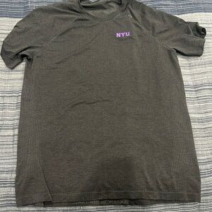NYU RARE LULULEMON TEE